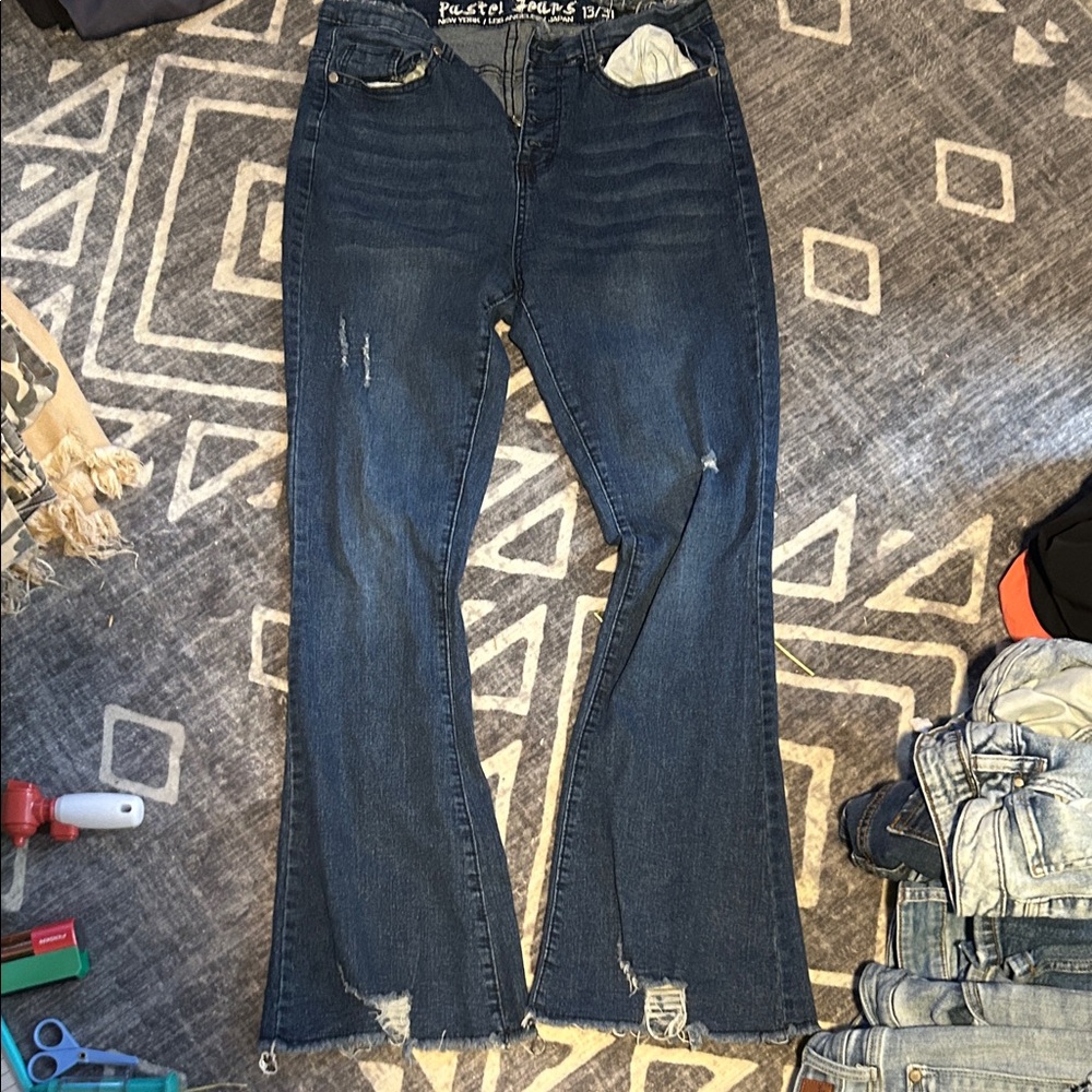 Pastel jeans 13/31 Distressed Blue Jeans